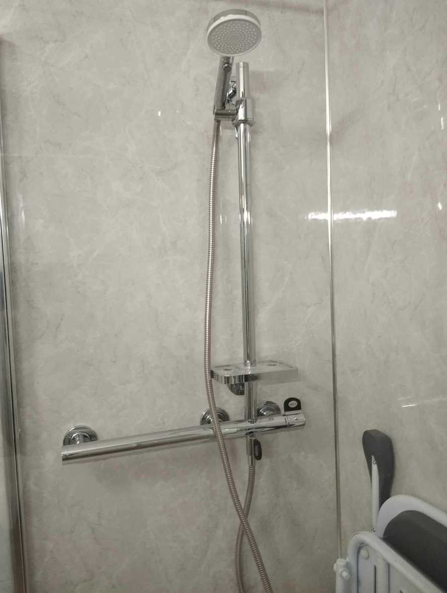 Une petite douche sécurisée